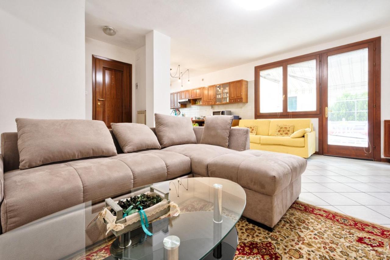 Villa Jolly Venezia Marghera Exteriör bild